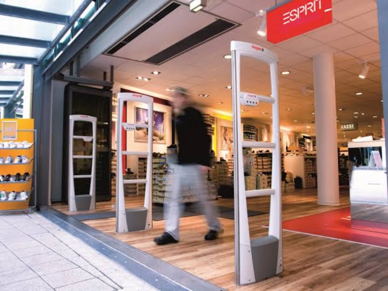 Sɛnea Adetɔnbea Ahorow De EAS Security Shopping Bags Di Dwuma De Siw Booster ...