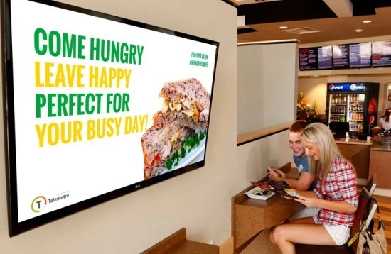 Dɛn ne Digital Signage Solutions